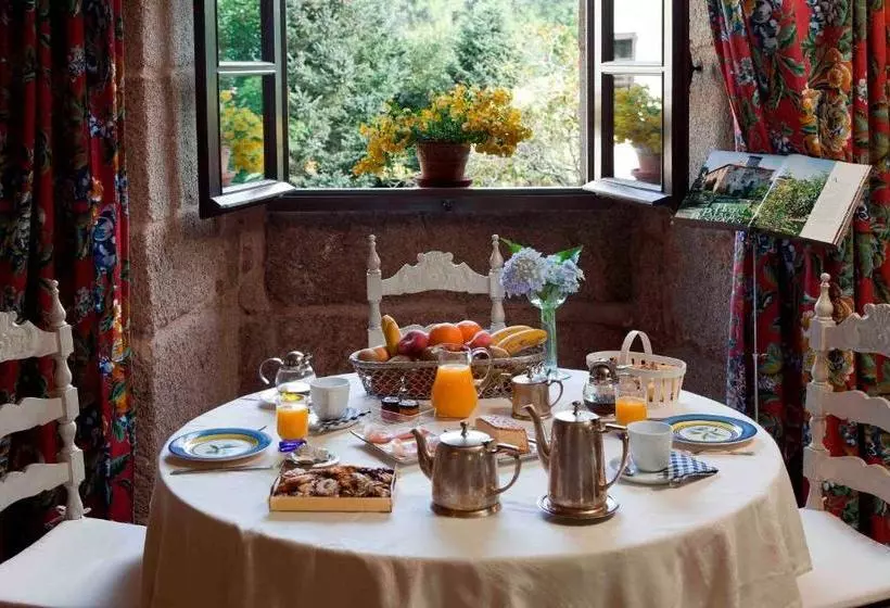 هتل Pazo De Bentraces