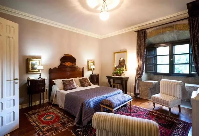 هتل Pazo De Bentraces