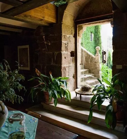 هتل Pazo De Bentraces