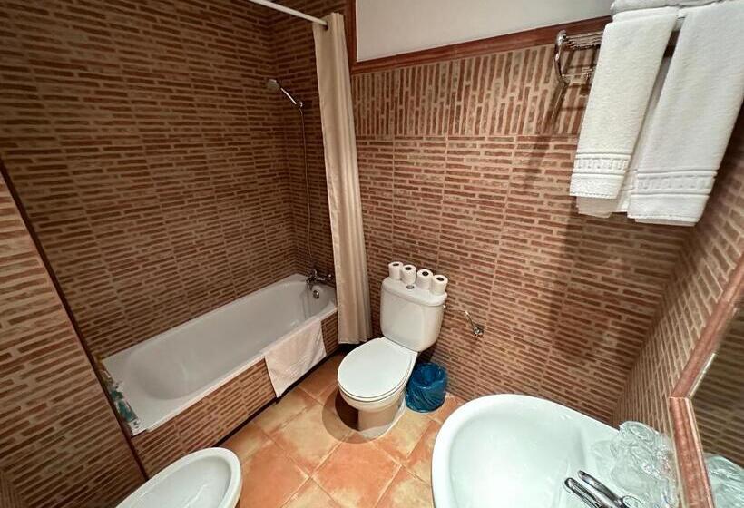 호텔 Restaurante Los Caños De La Alcaiceria