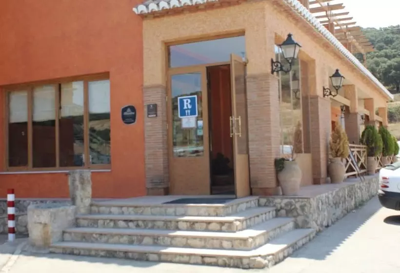 هتل Restaurante Los Caños De La Alcaiceria