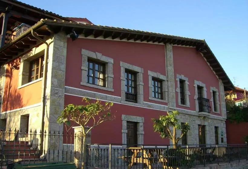 ホテル Rural La Curva Ribadesella
