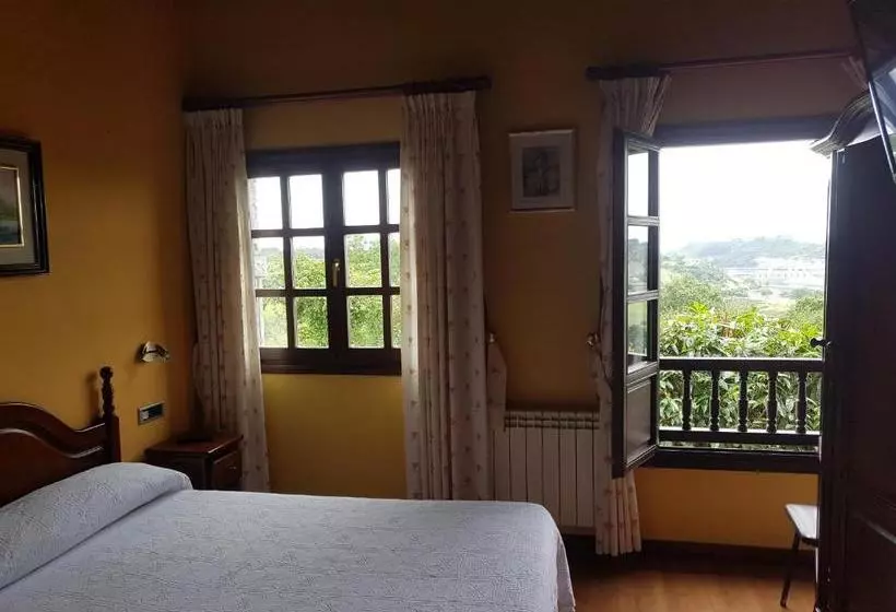 ホテル Rural La Curva Ribadesella