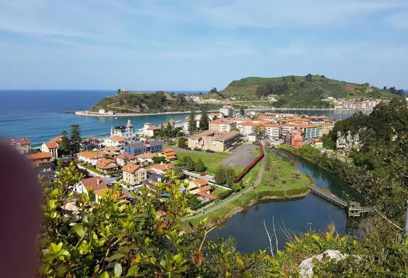 ホテル Rural La Curva Ribadesella
