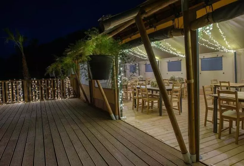Hotelli Hostal La Salut De Terrades