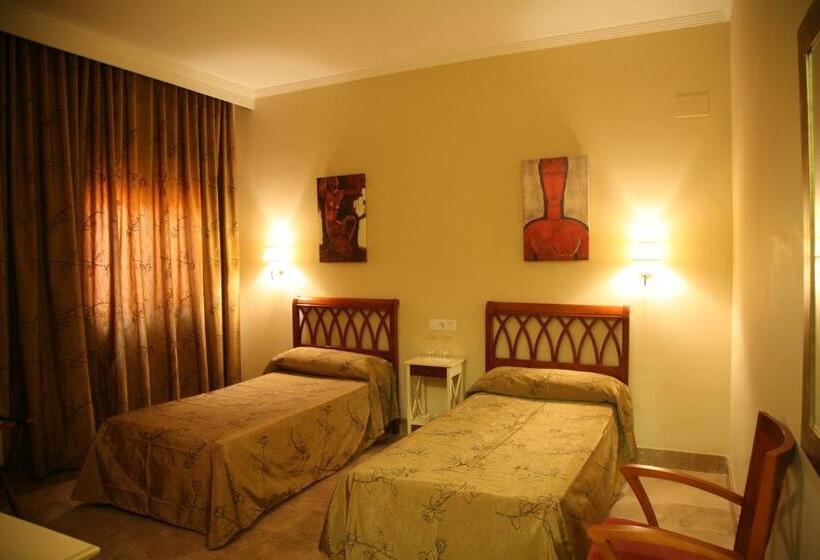 فندق Torre Del Oro