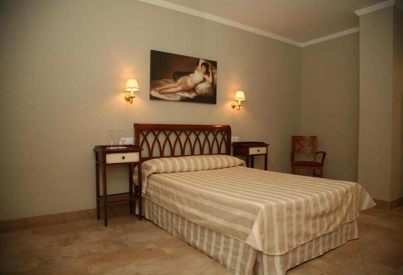 فندق Torre Del Oro