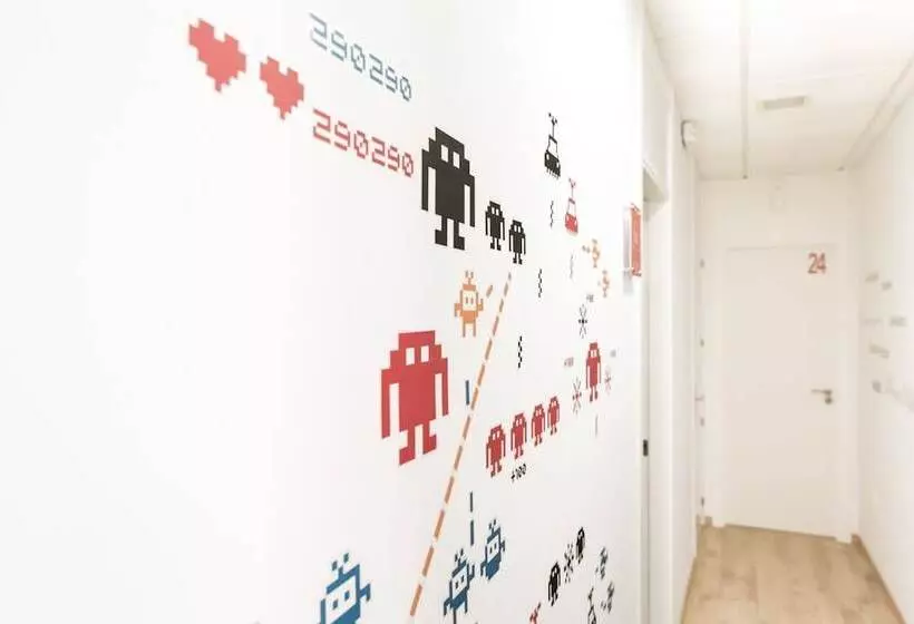 Chinitas Urban Hostel