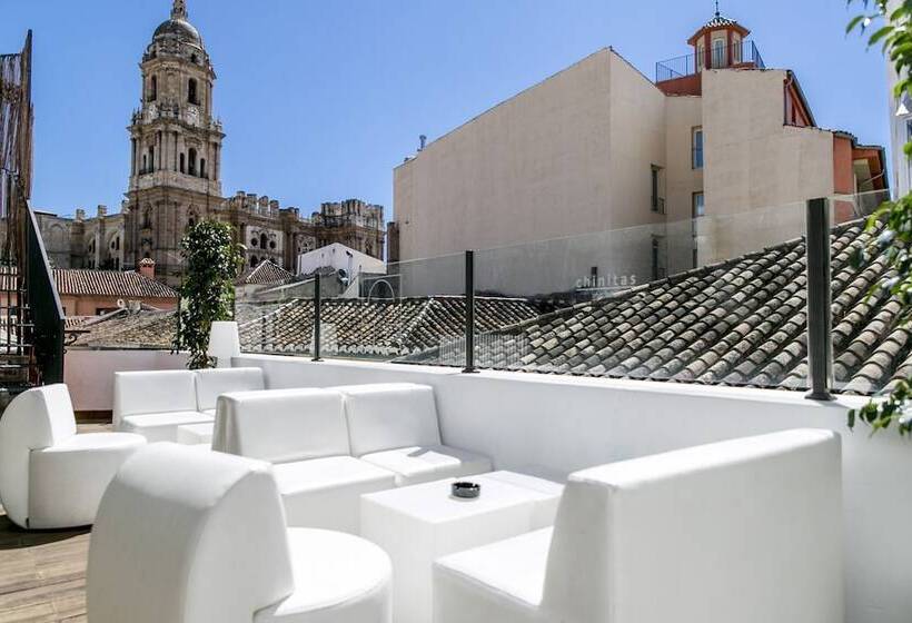 Chinitas Urban Hostel