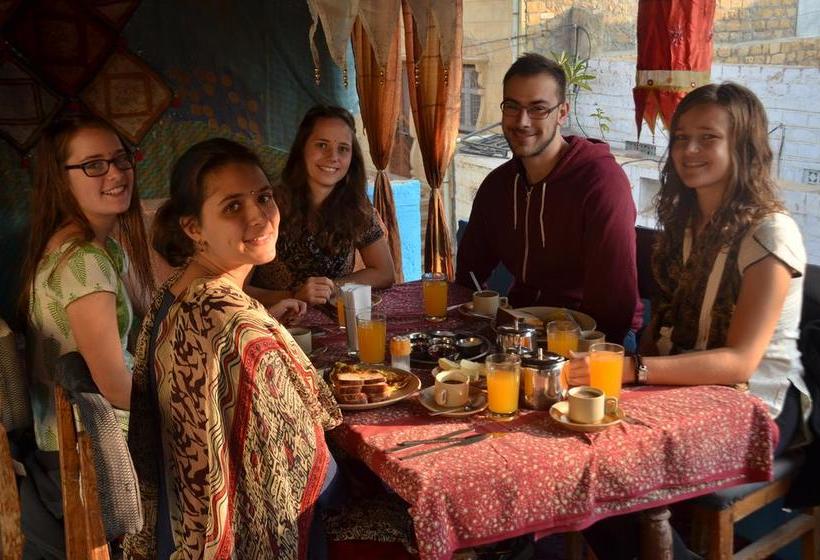 בית מלון כפרי Artist