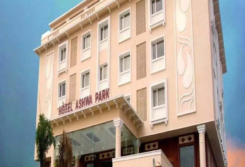 ホテル Ashwa Park