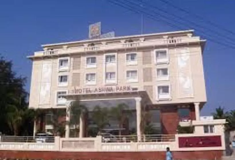 ホテル Ashwa Park