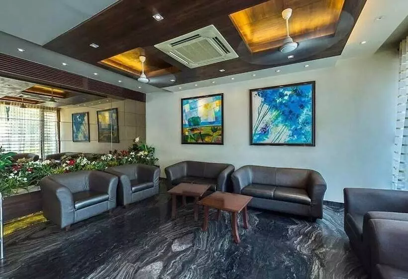 Hotelli Grand 3d