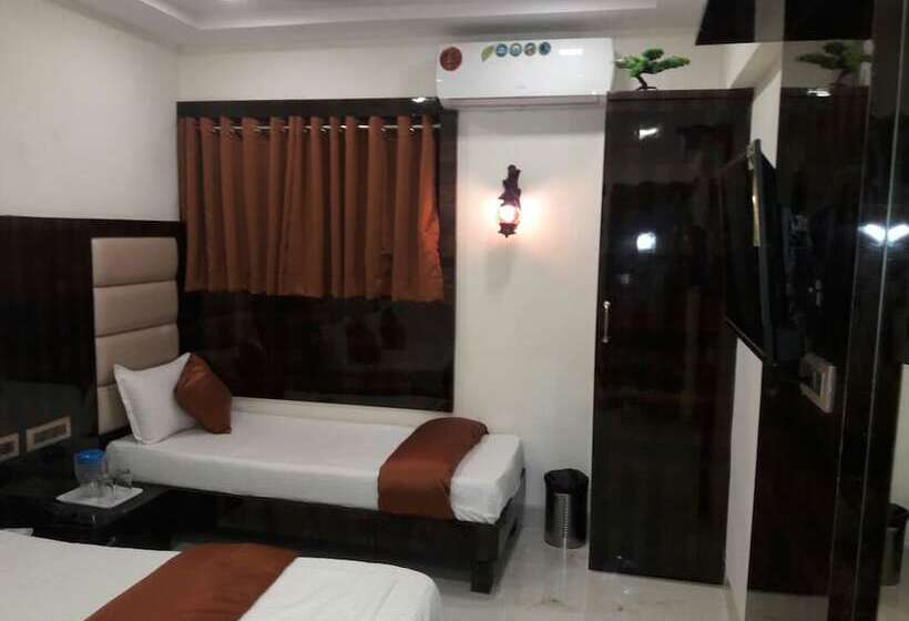 فندق Karishma Dadar