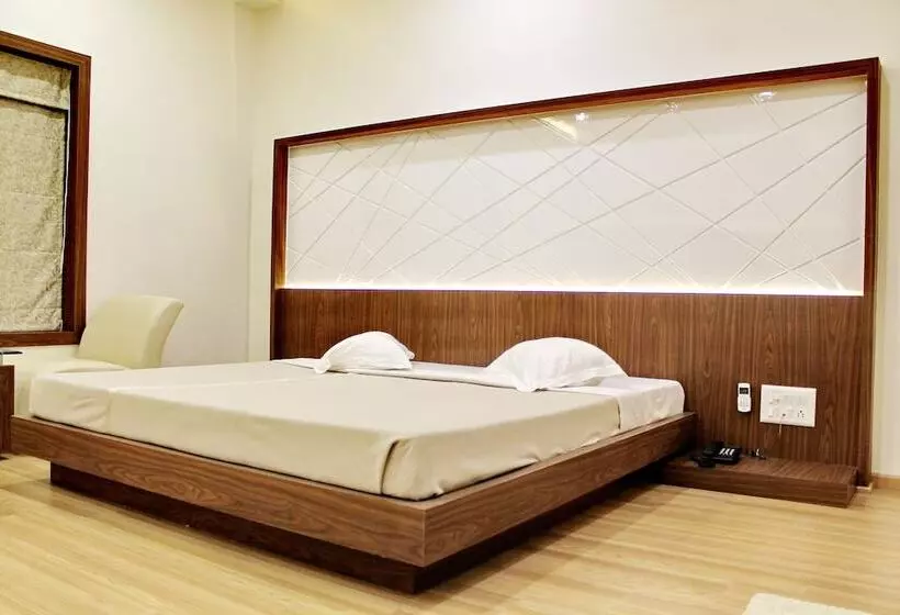 Hotelli Kuber