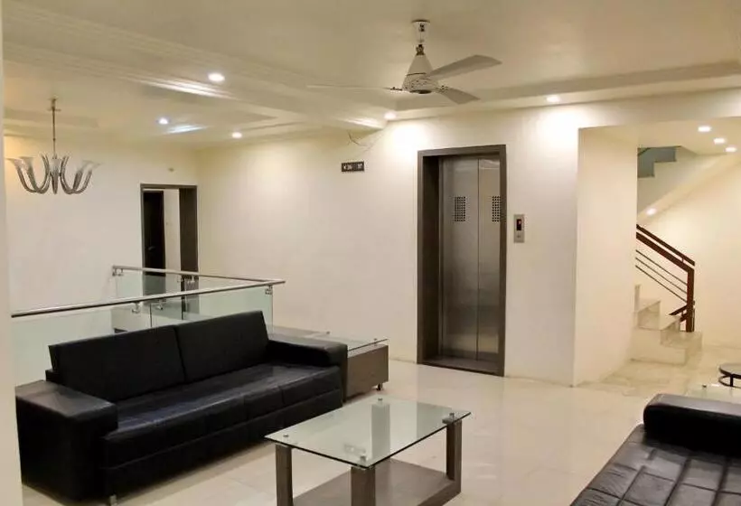 Hotelli Kuber