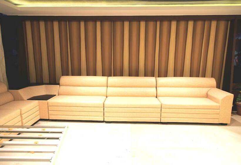 Hotel Madhuvan Serai