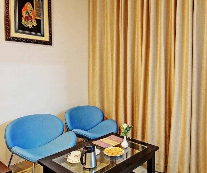 בית מלון כפרי Nawalgarh Plaza