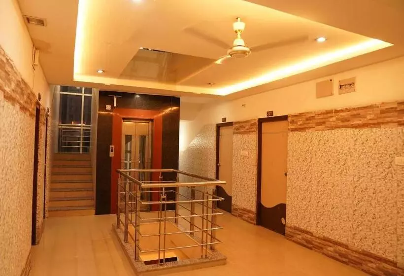 Hotelli Omni Plaza