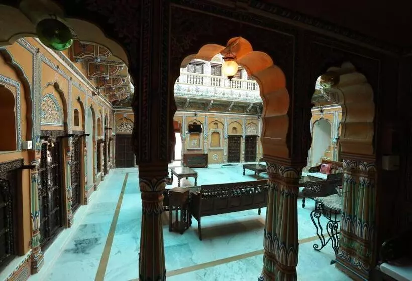 ホテル Radhika Haveli, Mandawa