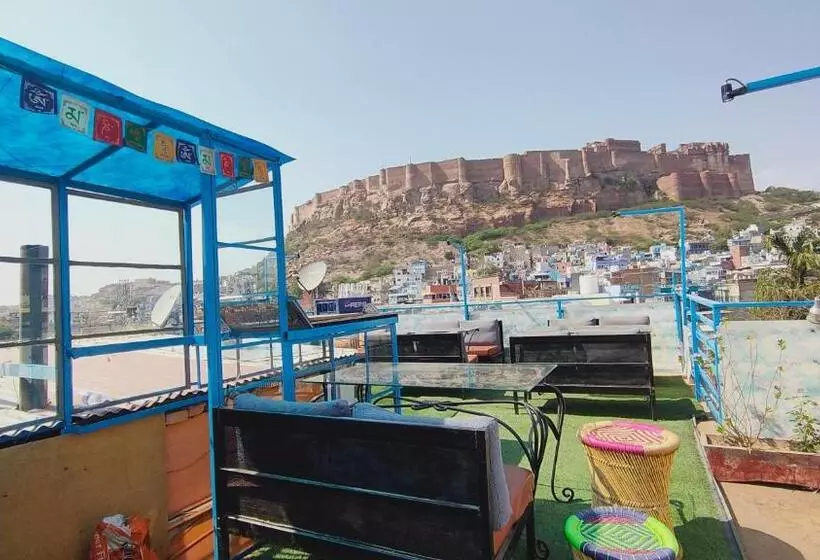 Hotelli Shivam Guest House