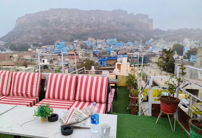 Hotelli Shivam Guest House