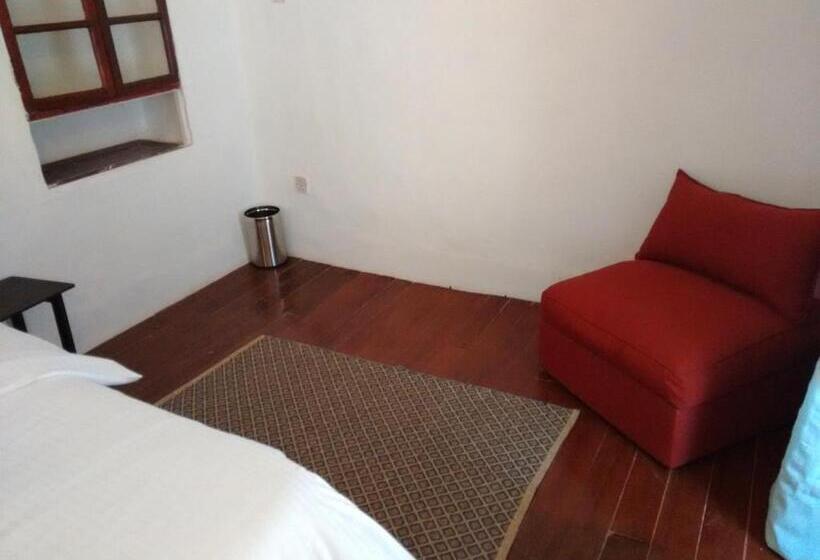 The Old Quarter Hostel