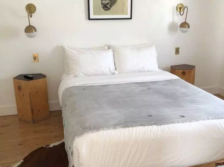 Alamo Motel