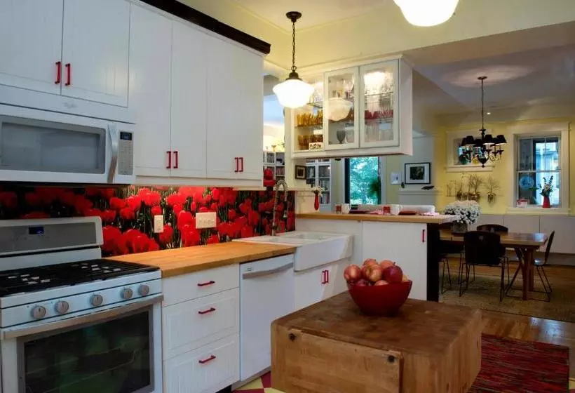 Anderson Bed & Breakfast
