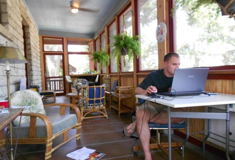 Anderson Bed & Breakfast