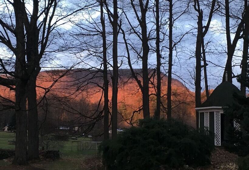 Bed and Breakfast Dream House Country Inn