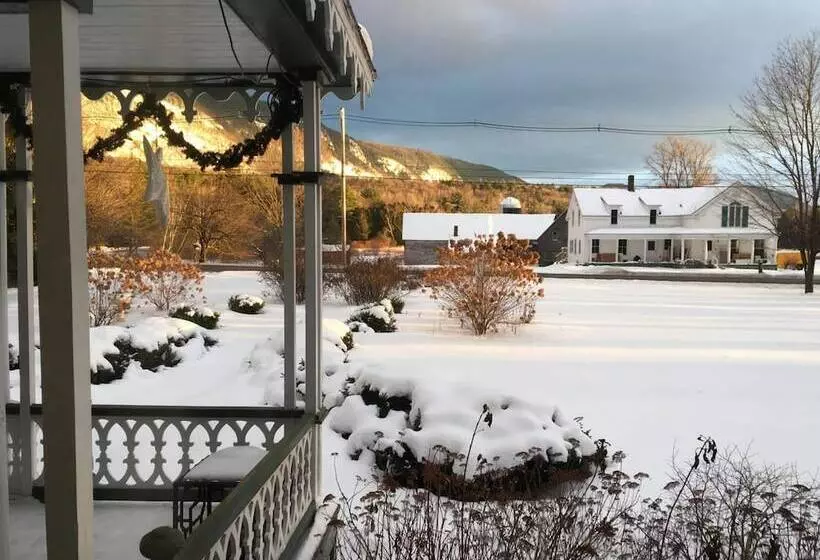ベッドアンドブレックファースト Dream House Country Inn