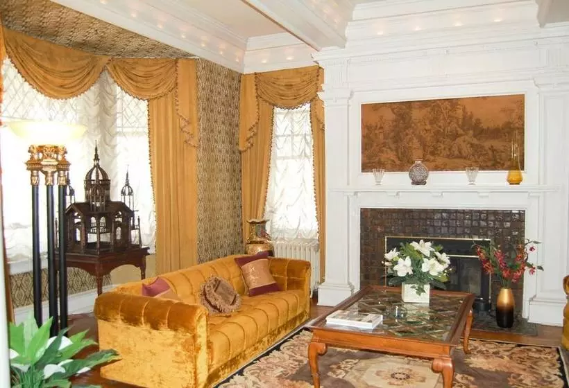 Aamiaismajoitus (B&B) The Albanus Phillips Inn