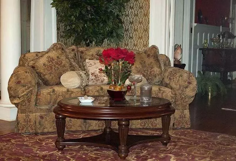Aamiaismajoitus (B&B) The Albanus Phillips Inn