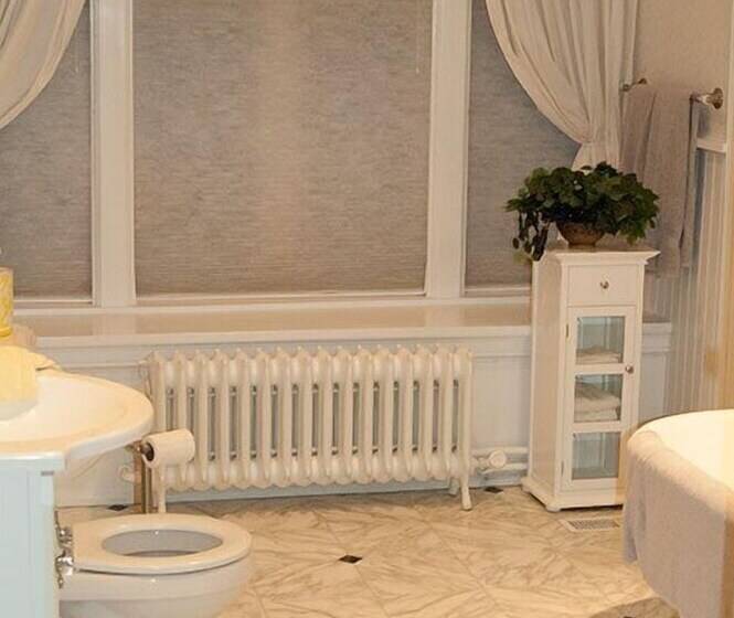 مبيت وإفطار The Albanus Phillips Inn