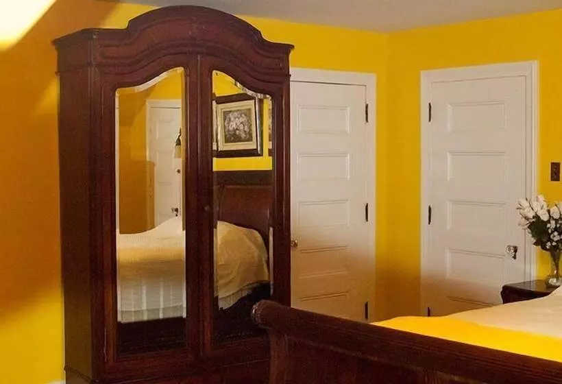 Aamiaismajoitus (B&B) The Albanus Phillips Inn