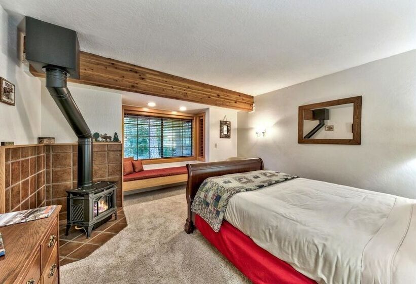 צימר Donner Lake Inn