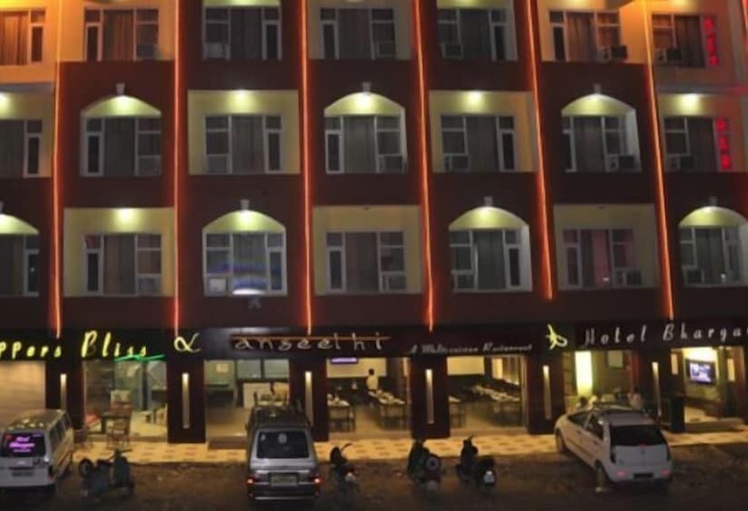 בית מלון כפרי Bhargav