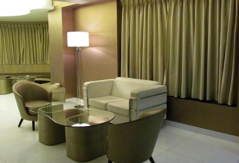 酒店 Cocoon Luxury Business