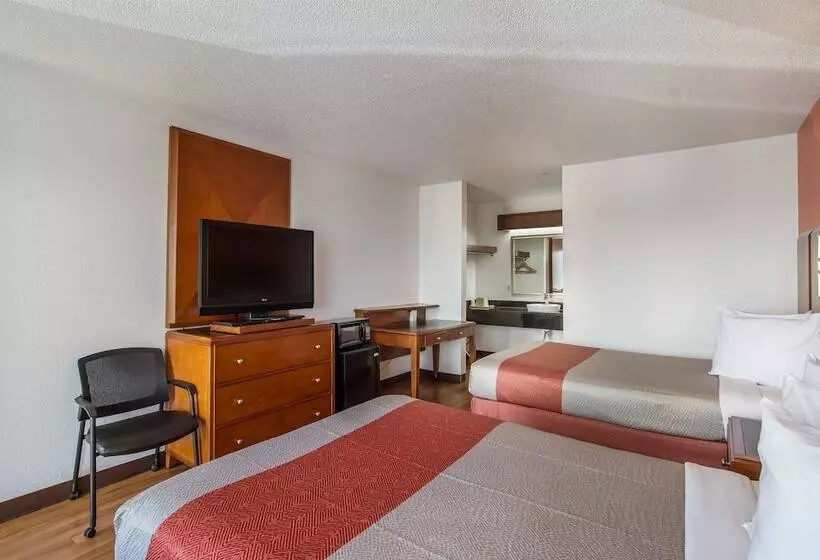 Motel 6 Van Buren, Ar I  40