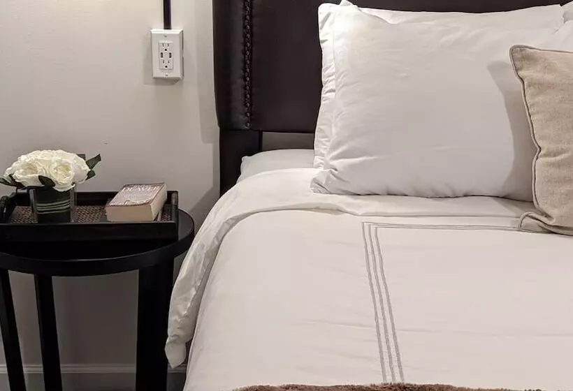 モーテル Amherst Inn   Virginia