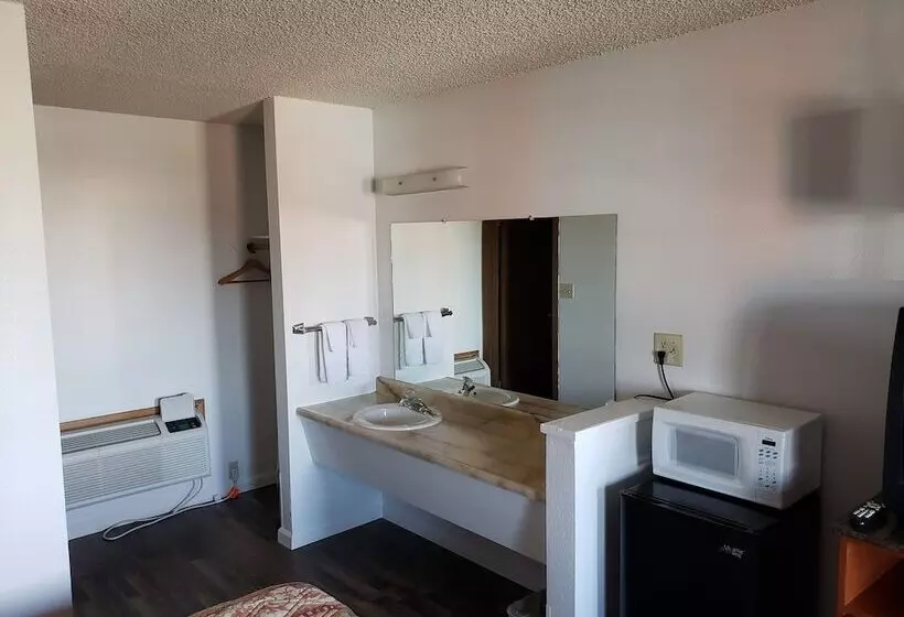 モーテル Budget Inn