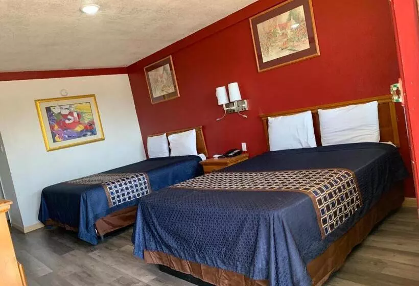 モーテル Budget Inn