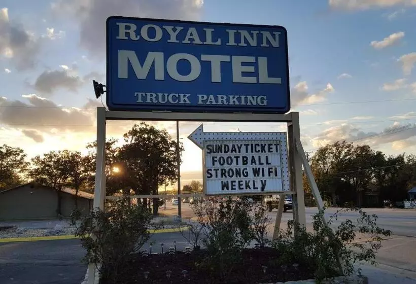 Motelli Royal Inn