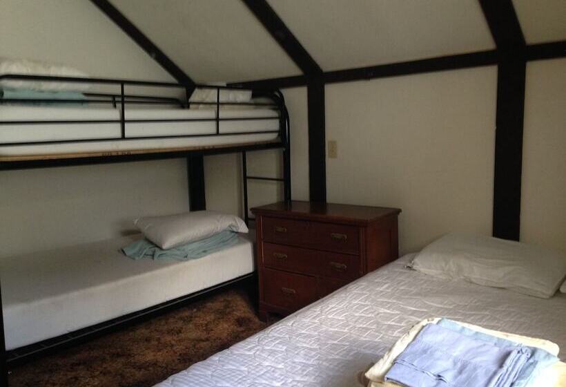 The Hostel California