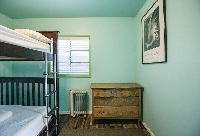 The Hostel California