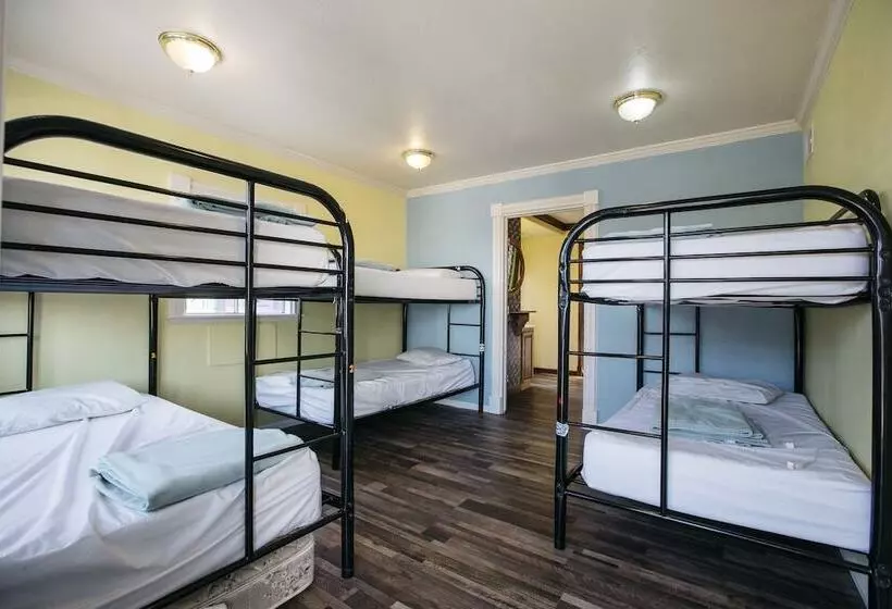 The Hostel California