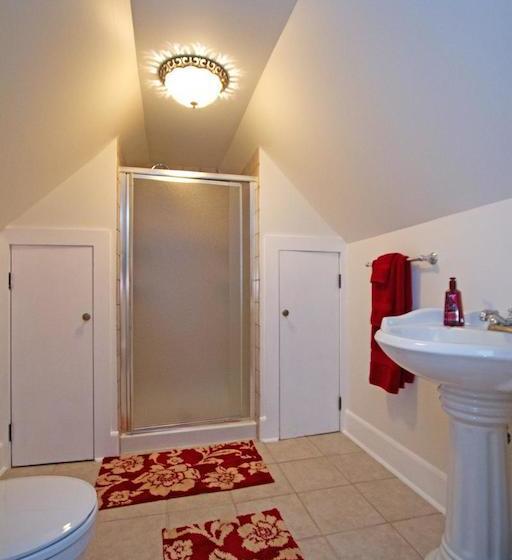 Abigail House Bed And Breakfast