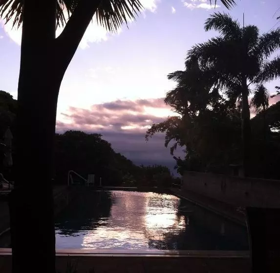 Banyan Tree B&b Retreat