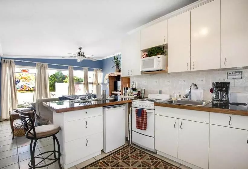 Beachwood Condos & Resort